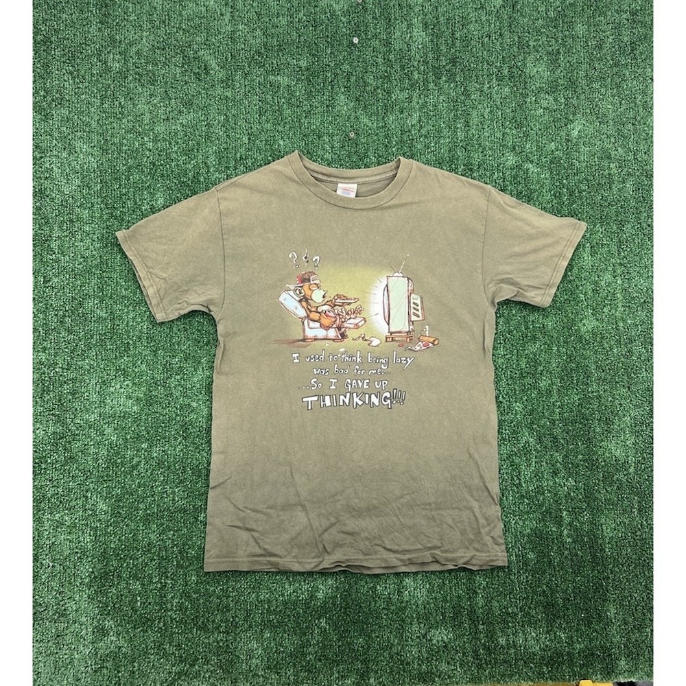 MENS GRAPHIC SHORT SLEEVE COTTON PULLOVER OLIVE SHIRT MEDIUM NWT